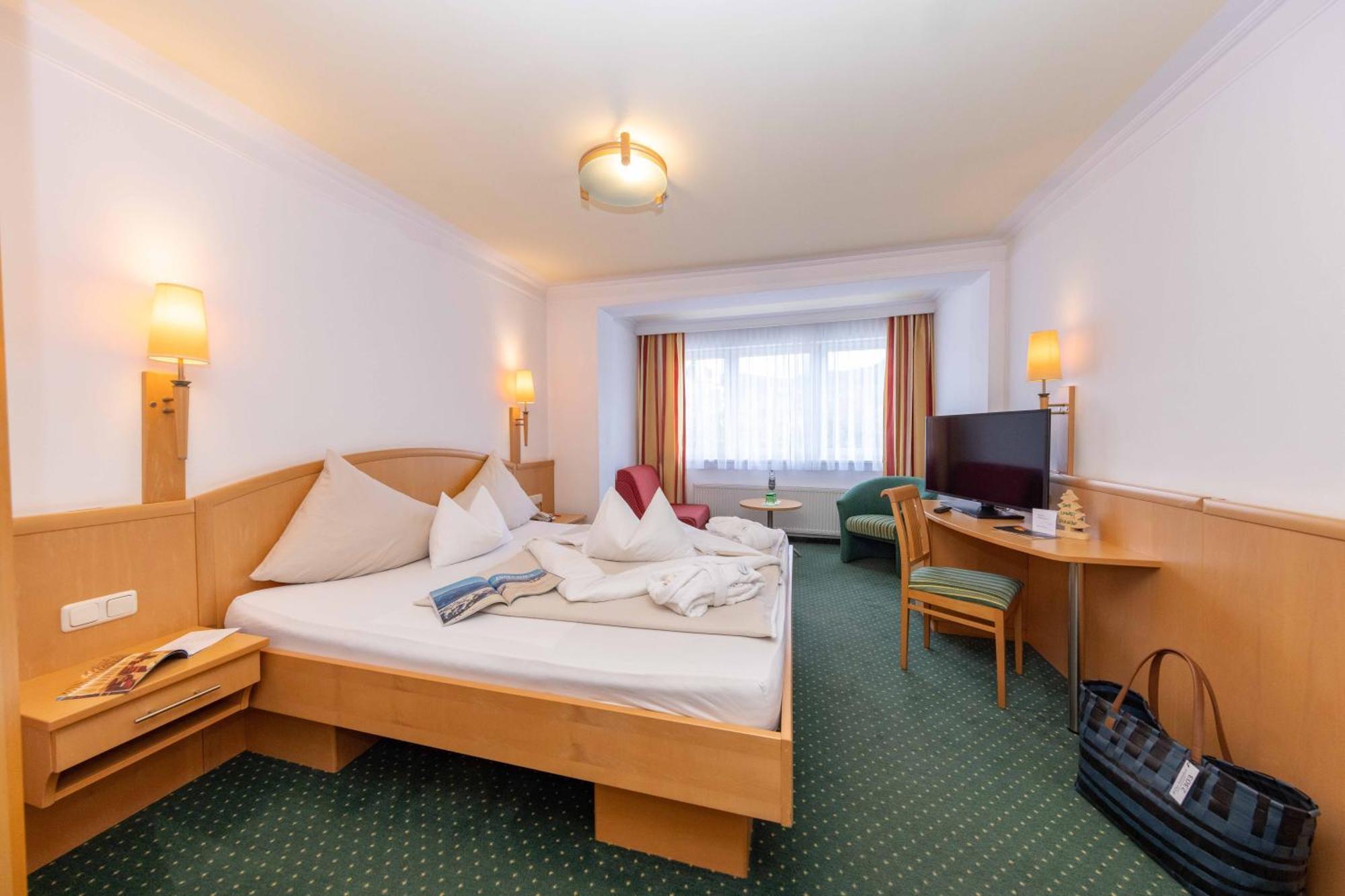 Der Schuetthof Hotel Zell am See Exterior photo